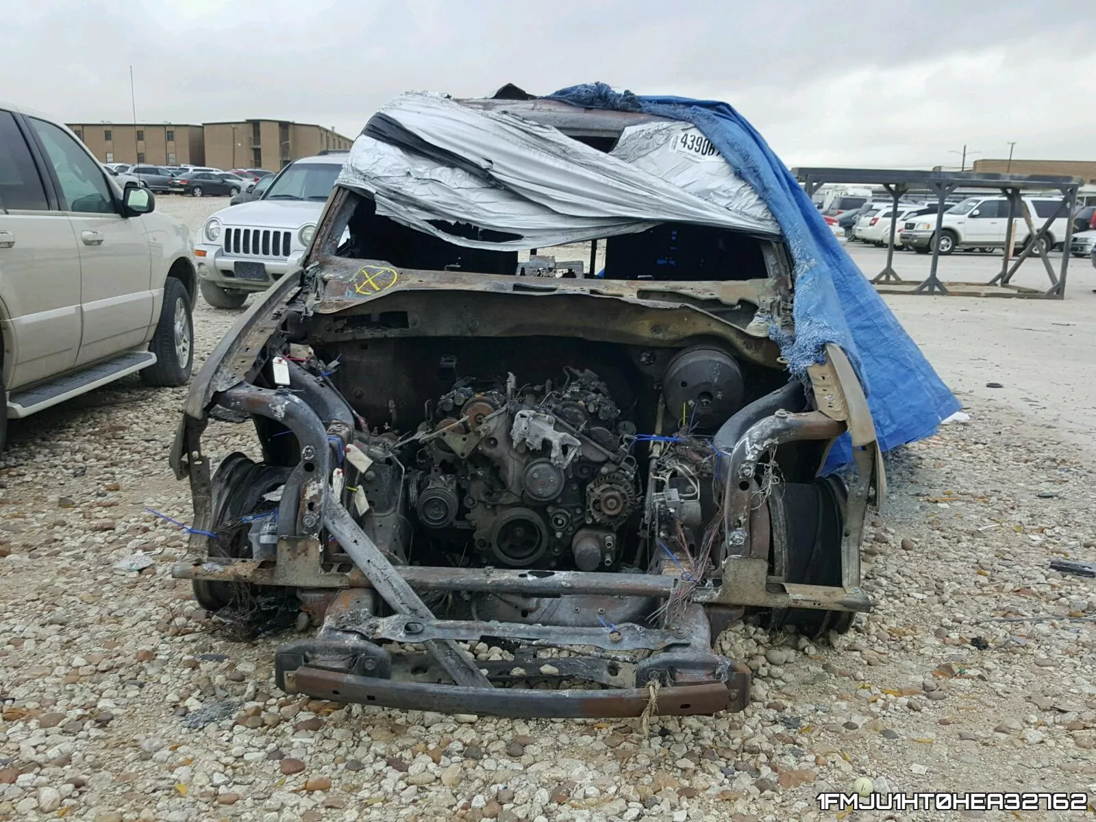 1FMJU1HT0HEA32762 фото 10