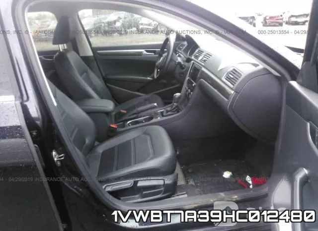 1VWBT7A39HC012480 фото 6