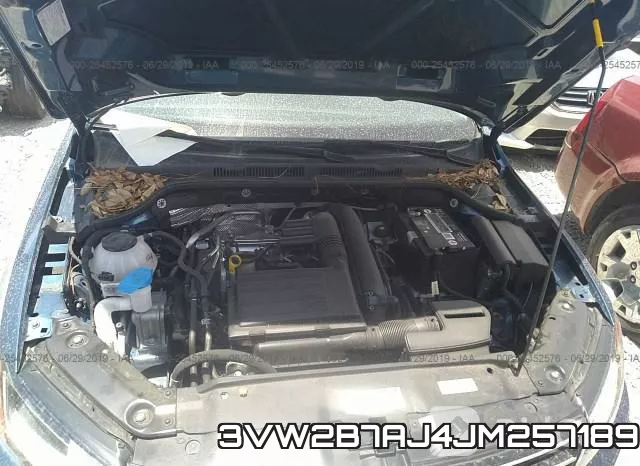 3VW2B7AJ4JM257189 фото 2