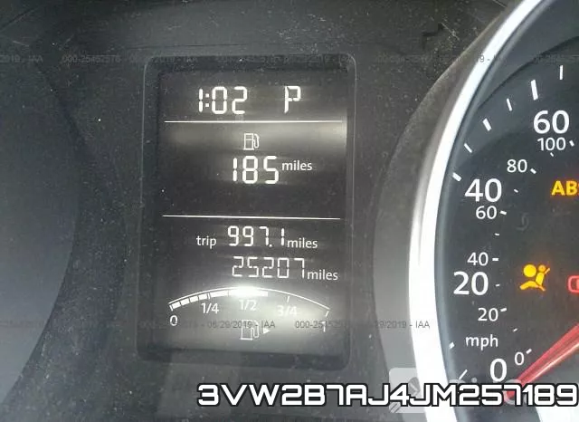 3VW2B7AJ4JM257189 фото 8
