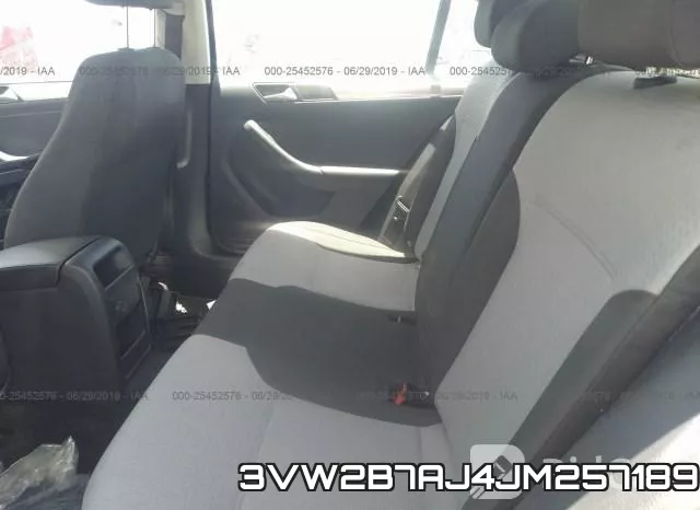 3VW2B7AJ4JM257189 фото 9