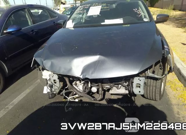 3VW2B7AJ5HM228486 фото 7