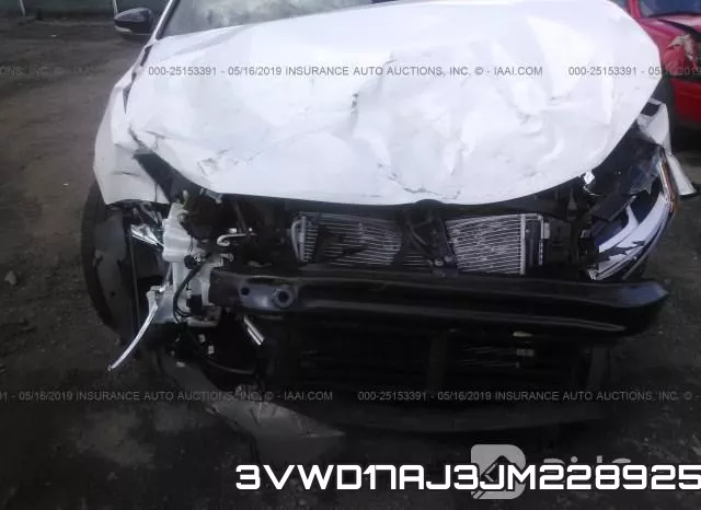 3VWD17AJ3JM228925 фото 7