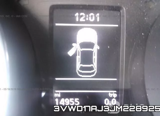 3VWD17AJ3JM228925 фото 8