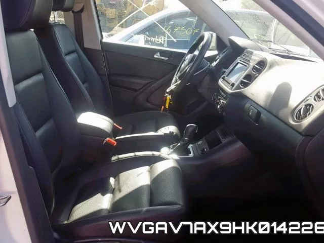 WVGAV7AX9HK014226 фото 6
