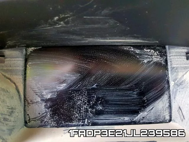 1FADP3E21JL239586 фото 9