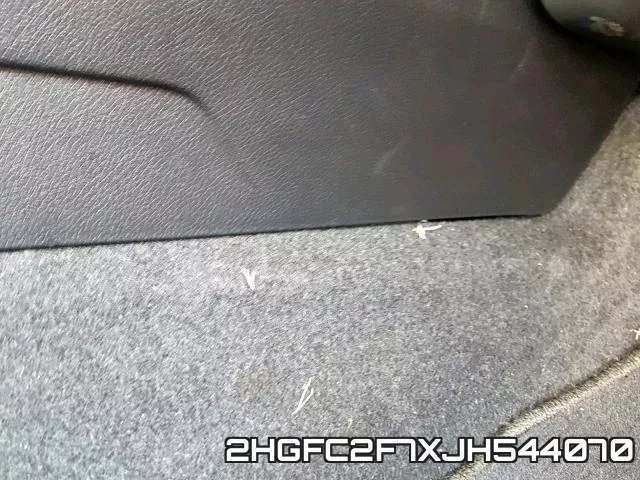 2HGFC2F7XJH544070 фото 10