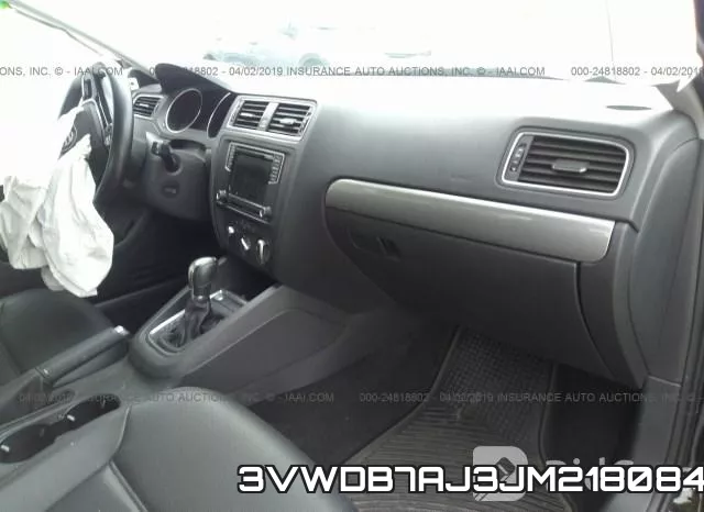 3VWDB7AJ3JM218084 фото 6