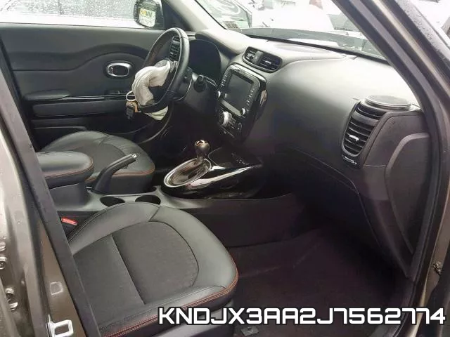 KNDJX3AA2J7562774 фото 6