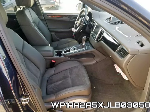 WP1AA2A5XJLB03058 фото 6
