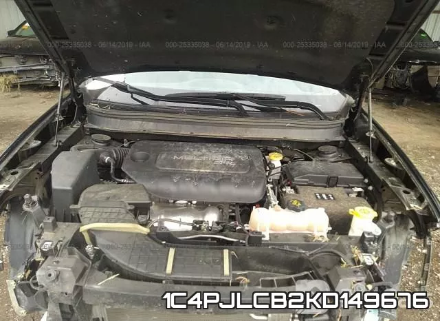 1C4PJLCB2KD149676 фото 2