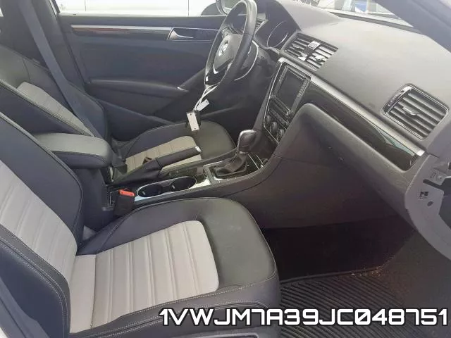 1VWJM7A39JC048751 фото 6