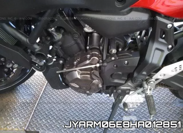 JYARM06E8HA012851 фото 10