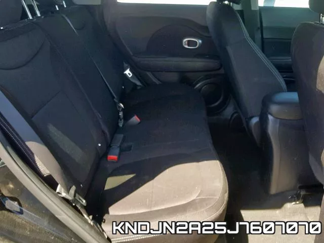 KNDJN2A25J7607070 фото 7