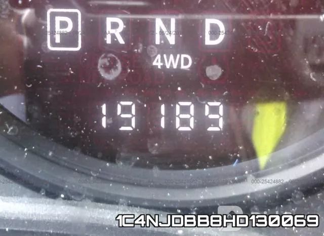 1C4NJDBB8HD130069 фото 8