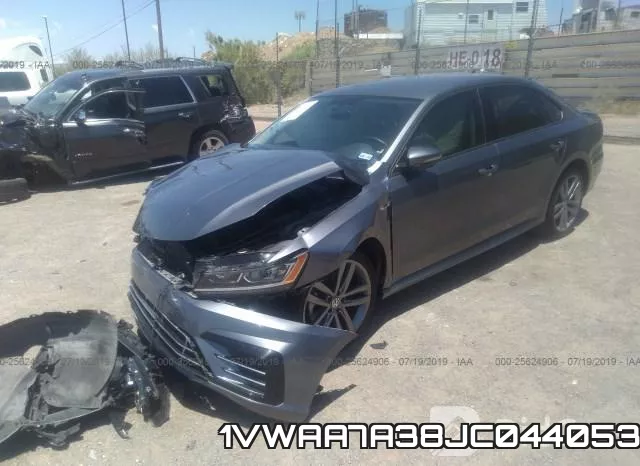 1VWAA7A38JC044053 фото 3