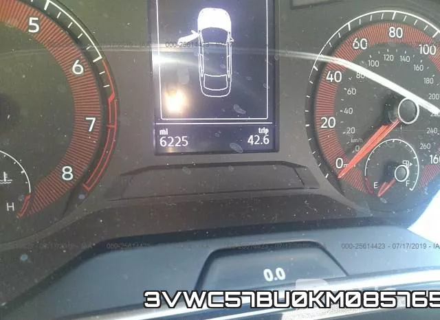 3VWC57BU0KM085765 фото 8