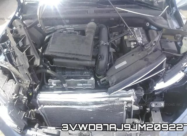 3VWDB7AJ9JM209227 фото 2