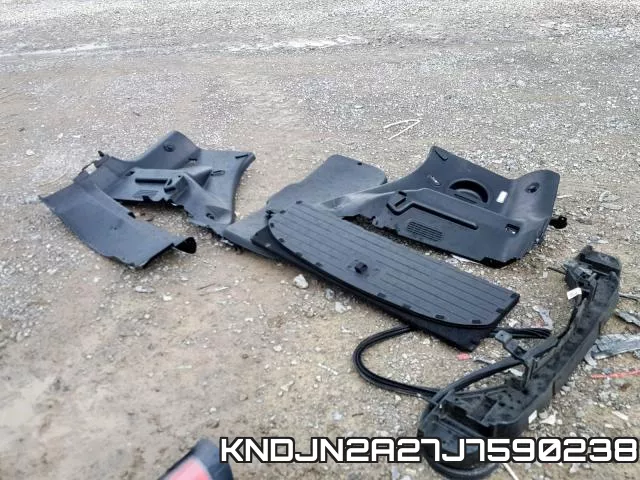 KNDJN2A27J7590238 фото 10
