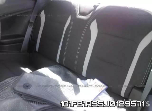 1G1FB1RS5J0129571 фото 9