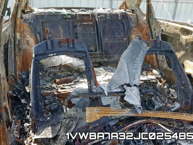 1VWBA7A32JC025485 фото 2