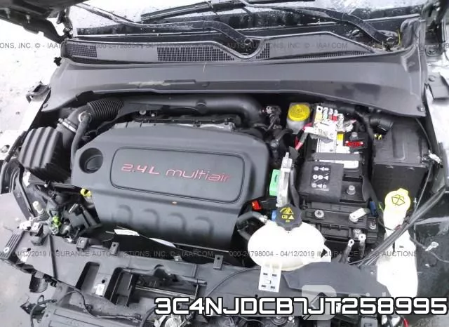 3C4NJDCB7JT258995 фото 2