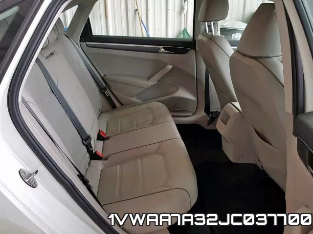 1VWAA7A32JC037700 фото 7