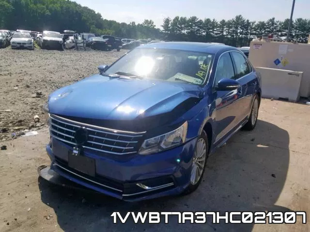 1VWBT7A37HC021307 фото 3