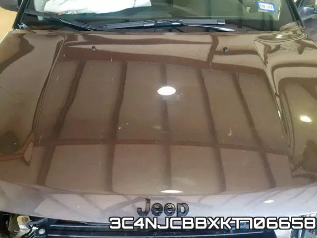 3C4NJCBBXKT706658 фото 8