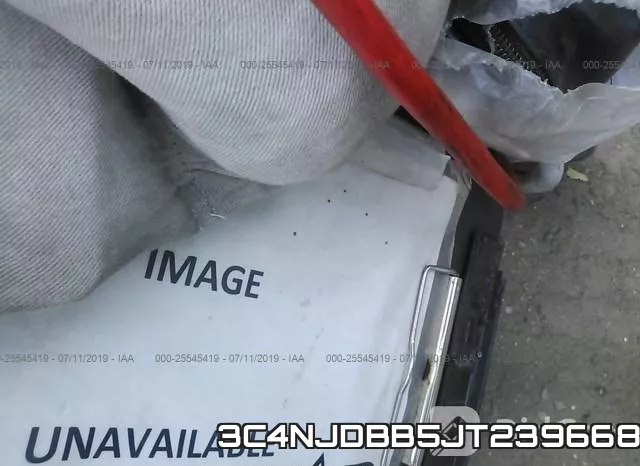3C4NJDBB5JT239668 фото 2