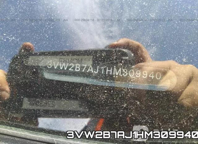 3VW2B7AJ1HM309940 фото 10