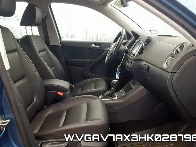 WVGAV7AX3HK028798 фото 6