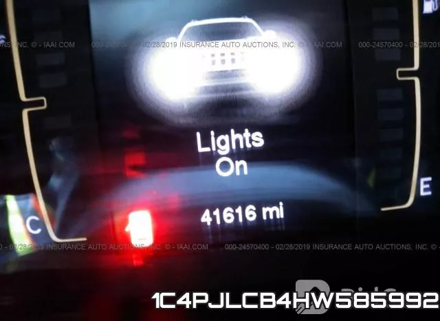 1C4PJLCB4HW585992 фото 8