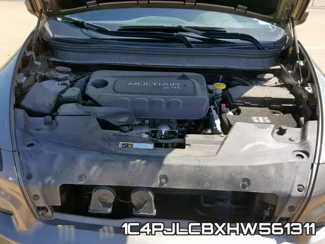 1C4PJLCBXHW561311 фото 8