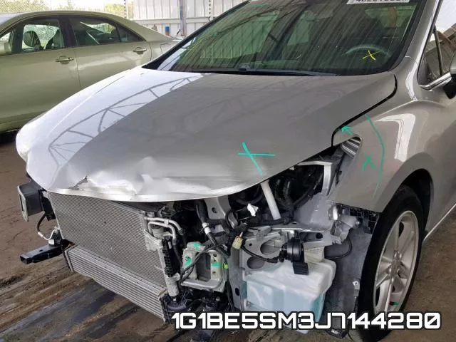 1G1BE5SM3J7144280 фото 10