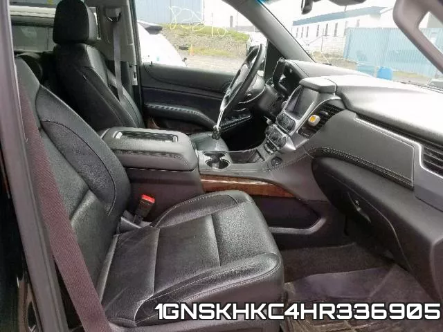 1GNSKHKC4HR336905 фото 6