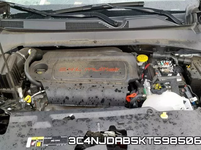3C4NJDAB5KT598506 фото 8