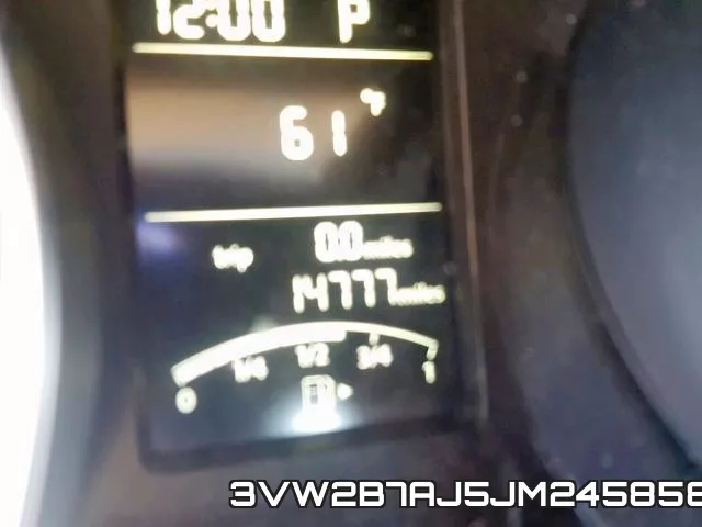 3VW2B7AJ5JM245858 фото 9