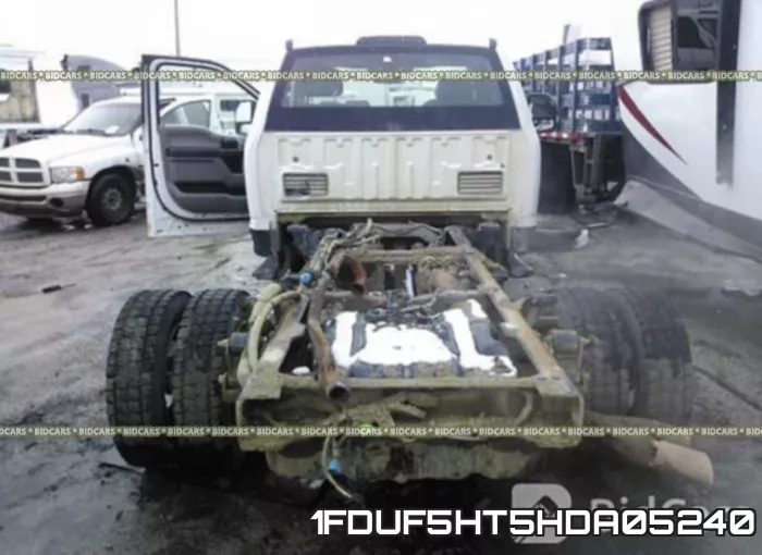 1FDUF5HT5HDA05240 фото 9