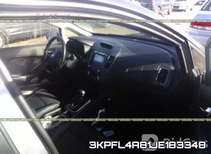 3KPFL4A81JE183348 фото 6