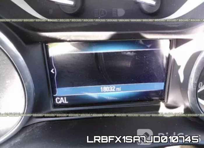 LRBFX1SA7JD010745 фото 8