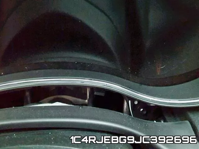 1C4RJEBG9JC392696 фото 9