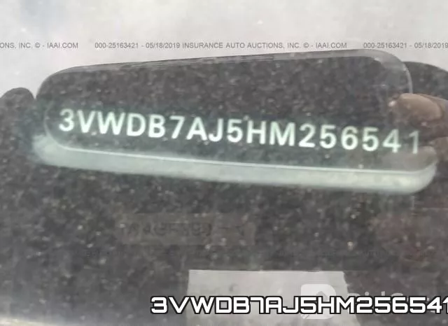 3VWDB7AJ5HM256541 фото 10