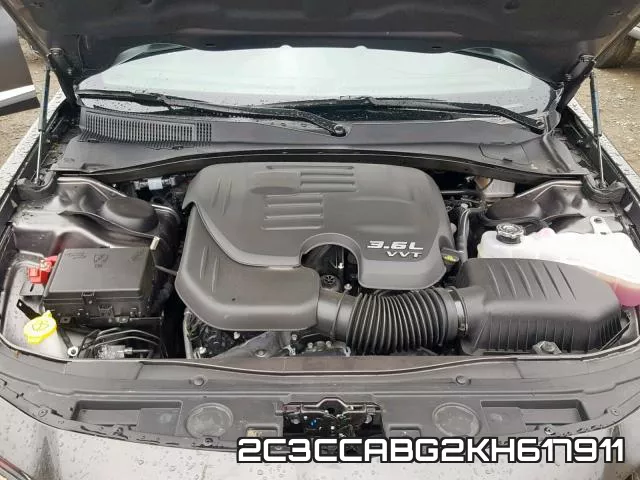 2C3CCABG2KH617911 фото 8
