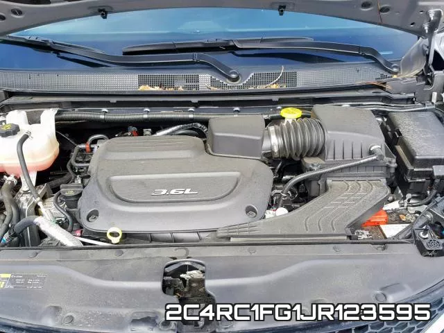 2C4RC1FG1JR123595 фото 8