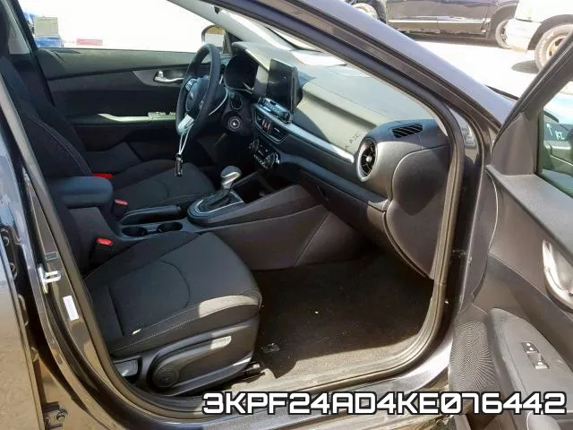 3KPF24AD4KE076442 фото 6