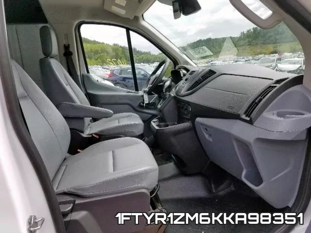1FTYR1ZM6KKA98351 фото 6