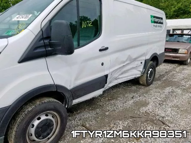 1FTYR1ZM6KKA98351 фото 10