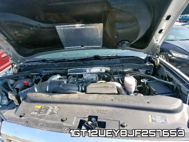 1GT12UEY8JF257653 фото 8