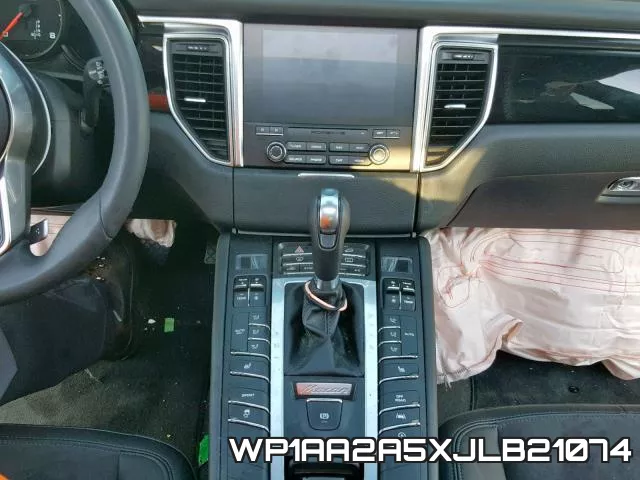 WP1AA2A5XJLB21074 фото 10